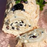 Rolada bezowa z kremem mascarpone