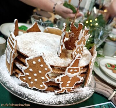 Miodownik torcik z kaszą i powidłami