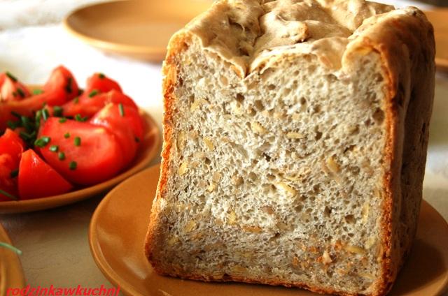 Chleb pszenno-żytni z pestkami słonecznika i dyni_kuchnia mazowiecka