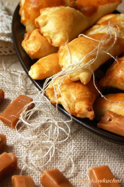 Pieczone pierogi z kajmakiem (pastelles)_kuchnia argentyńska_pierogi na słodko_danie na piknik