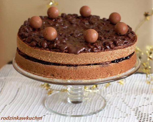 tort rodzynkowiec_ciasto czekoladowe_ciasto z kremem