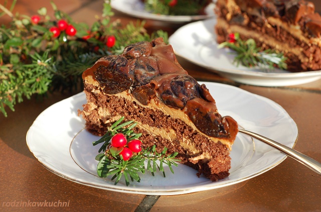 Tort śliwka w czekoladzie_tort czekoladowy_tort z alkoholem_tort na Boże Narodzenie